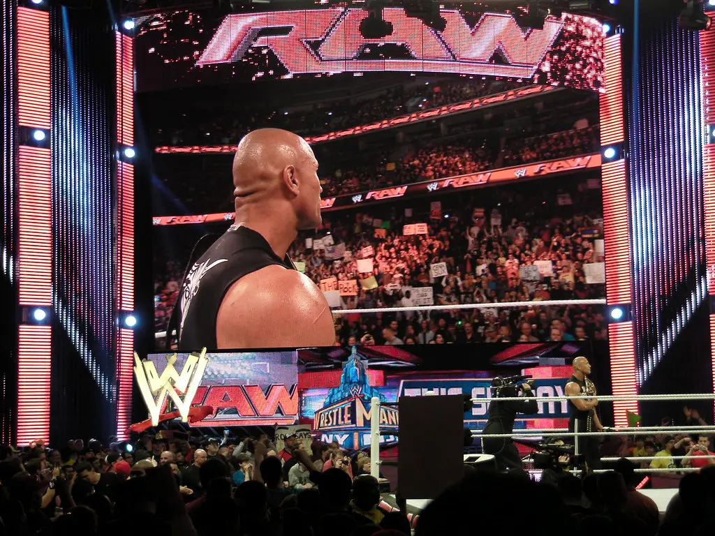 5 Tips for Enjoying a Live WWE Event Like a Pro