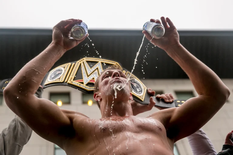 Diets WWE Stars Follow to Stay in Shape